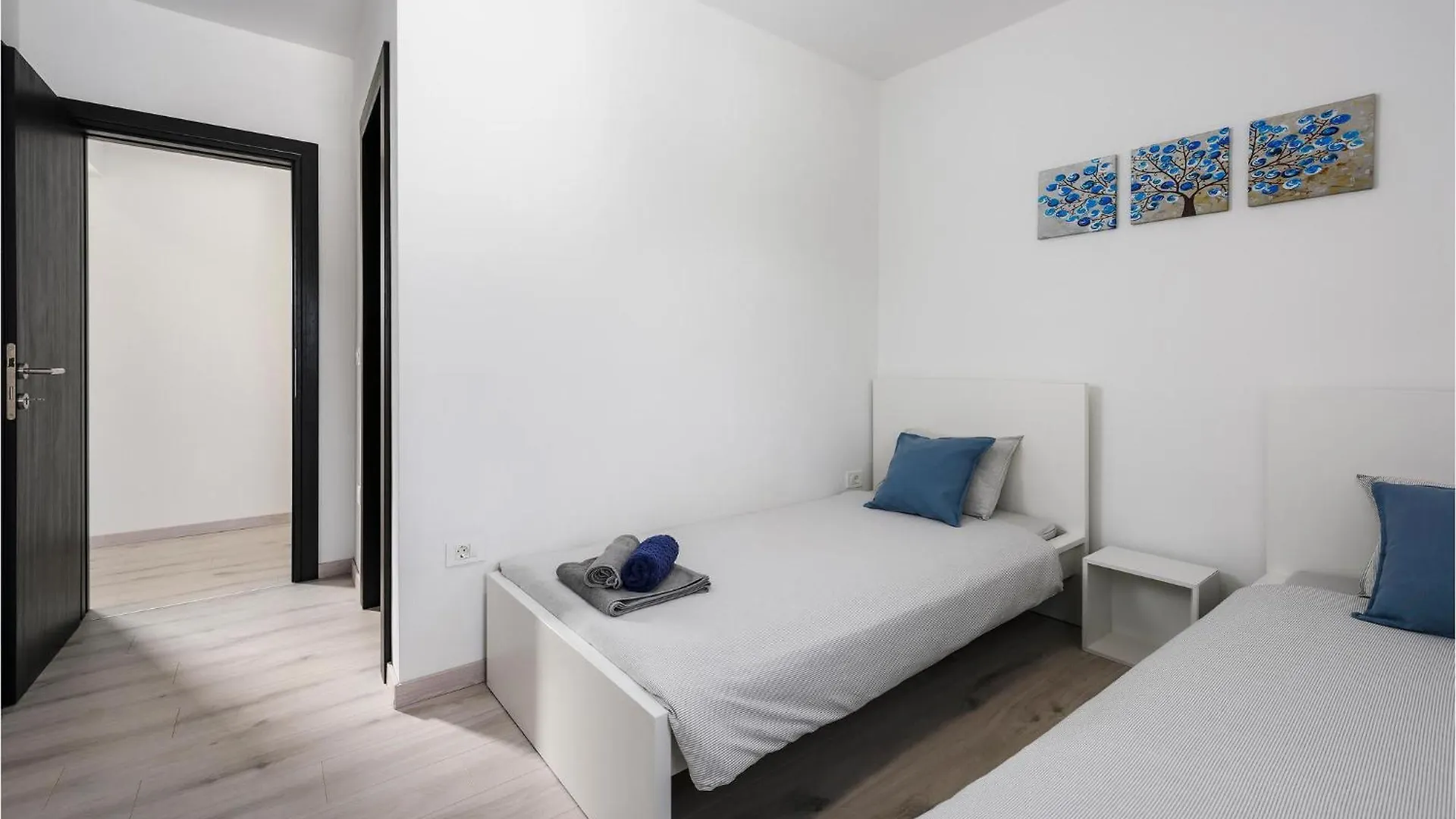 4 Bedroom Lovely Home In Zuzici