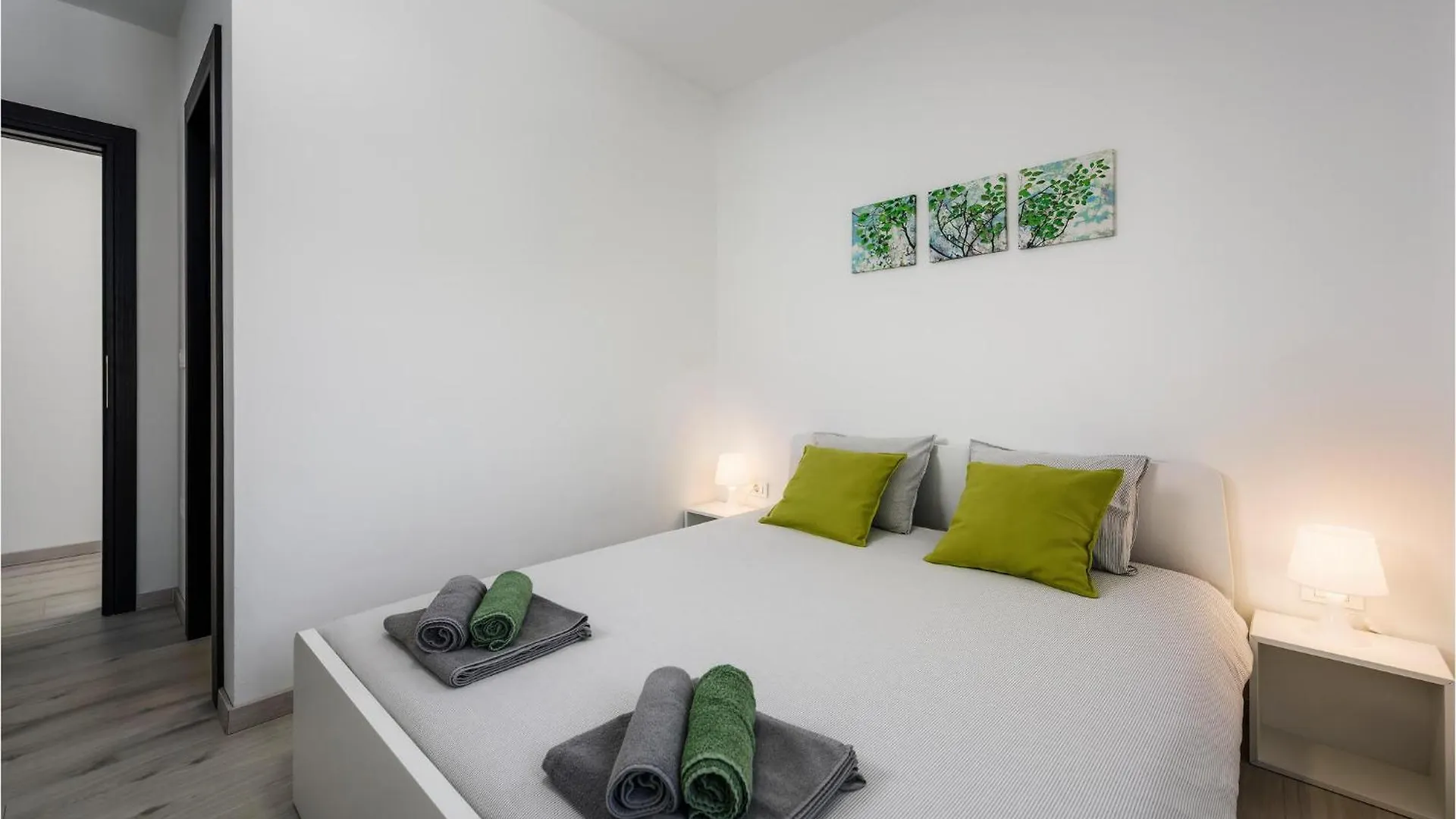 4 Bedroom Lovely Home In Zuzici 0*,  Croatia
