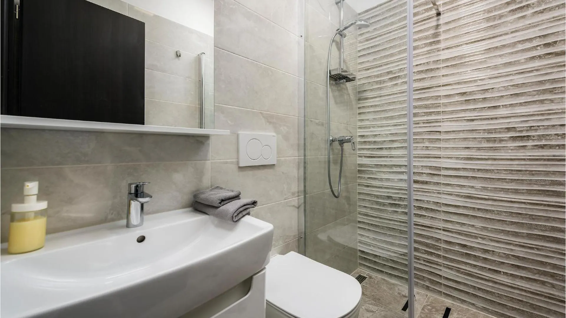 Holiday home 4 Bedroom Lovely Home In Zuzici Croatia
