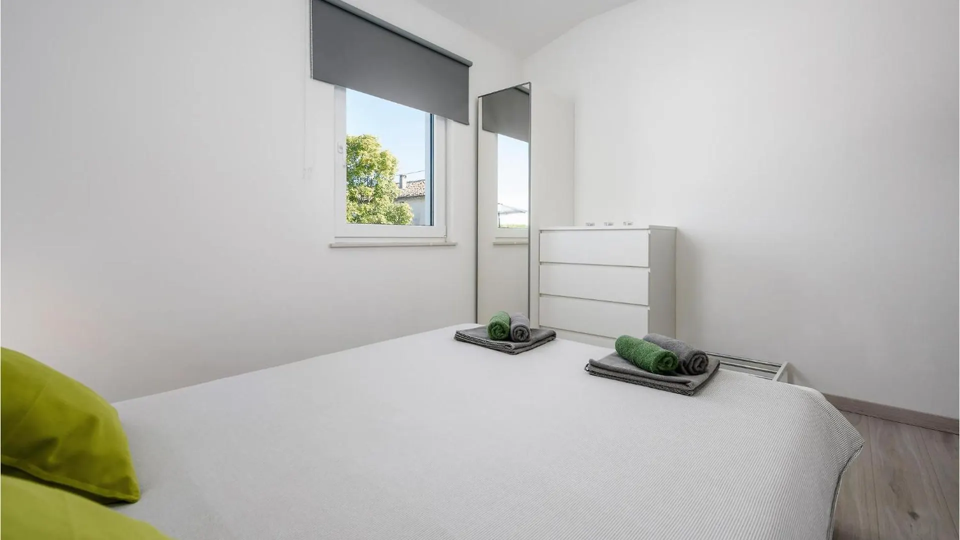4 Bedroom Lovely Home In Zuzici 0*,  Croatia